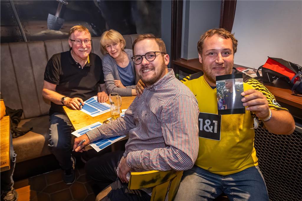 Exklusive Bilder vom 400. BVB-Podcast: Torwart Alexander Meyer zu Gast in der Westfalenschenke