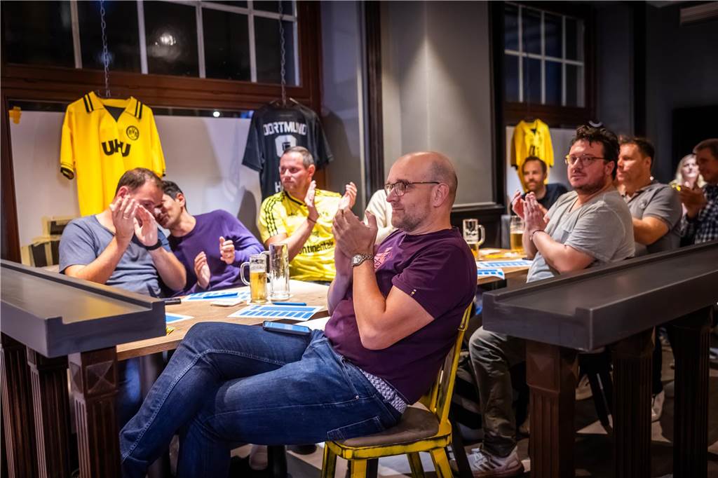 Exklusive Bilder vom 400. BVB-Podcast: Torwart Alexander Meyer zu Gast in der Westfalenschenke