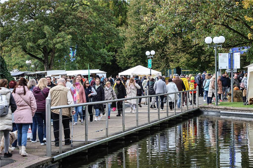 Fotos vom Herbstmarkt 2023 im Dortmunder Westfalenpark.