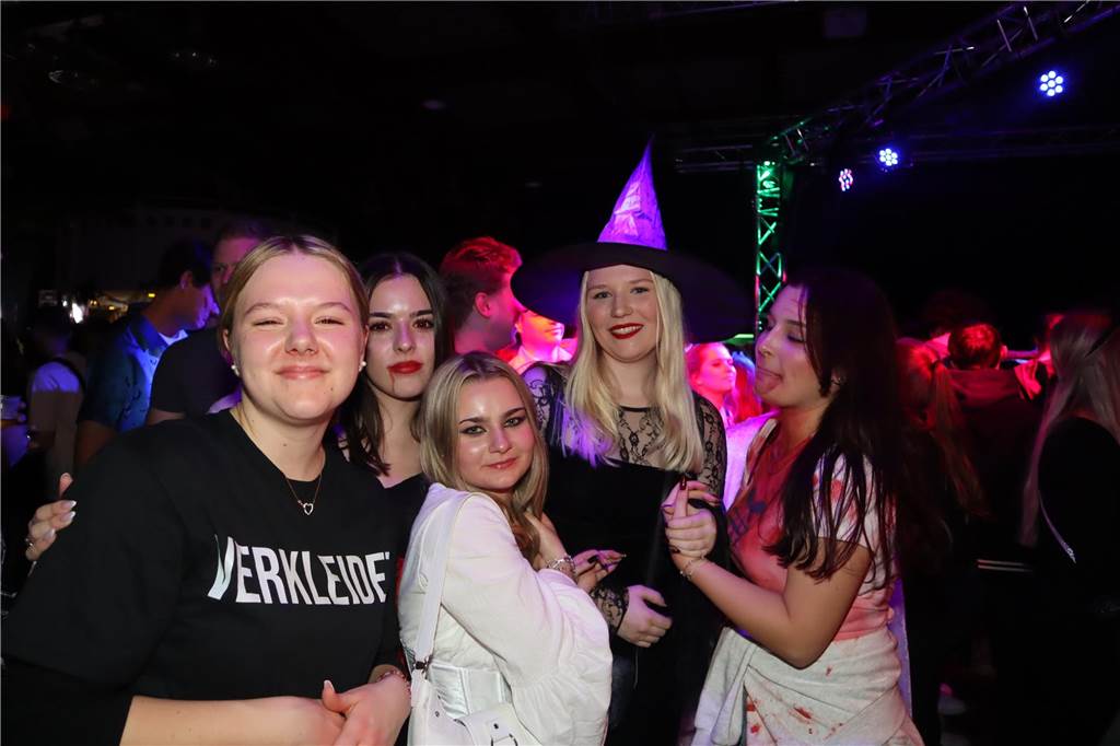 Ganz schön gruselig: Fotos von der Halloween-Party im Gemeinschaftshaus Wulfen