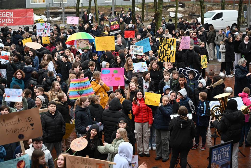 Gesamtschüler setzten deutliches Zeichen für Demokratie und Vielfalt
