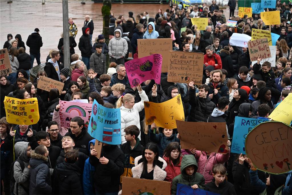 Gesamtschüler setzten deutliches Zeichen für Demokratie und Vielfalt