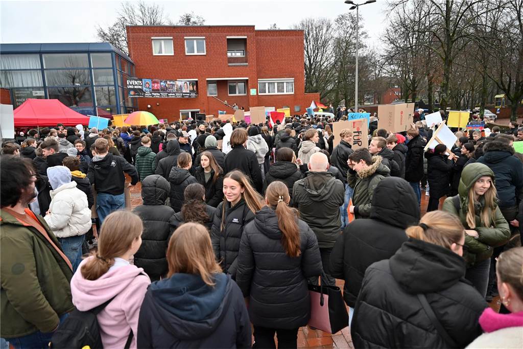 Gesamtschüler setzten deutliches Zeichen für Demokratie und Vielfalt