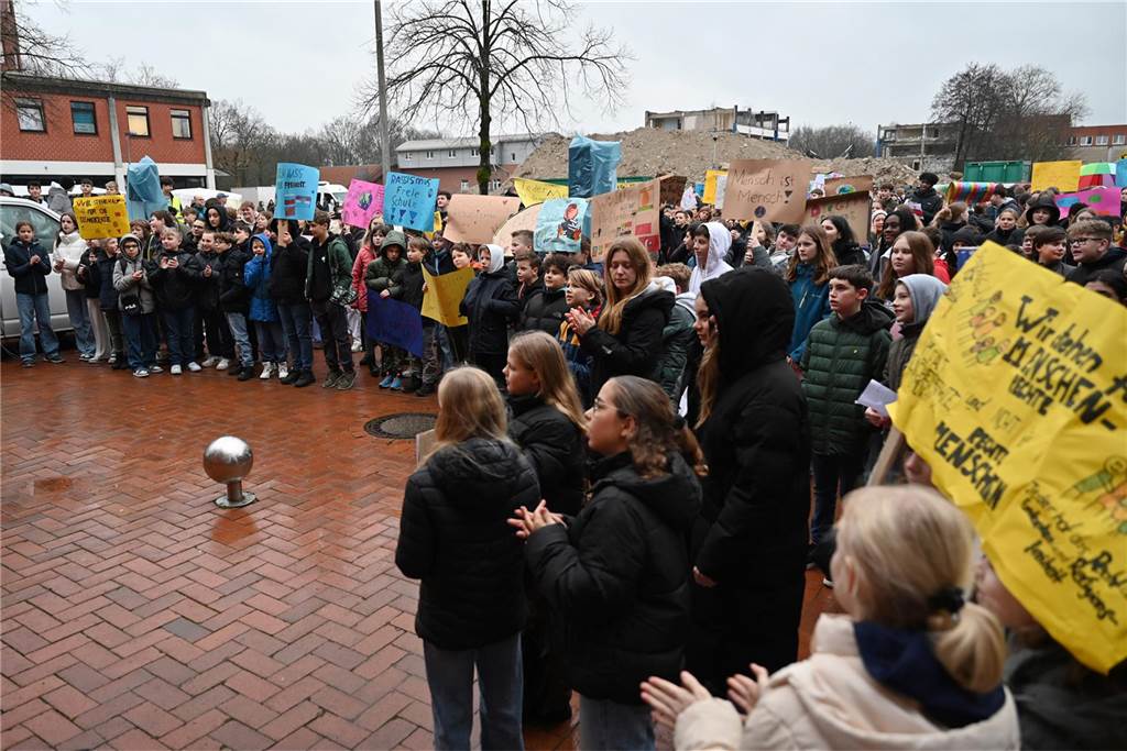 Gesamtschüler setzten deutliches Zeichen für Demokratie und Vielfalt