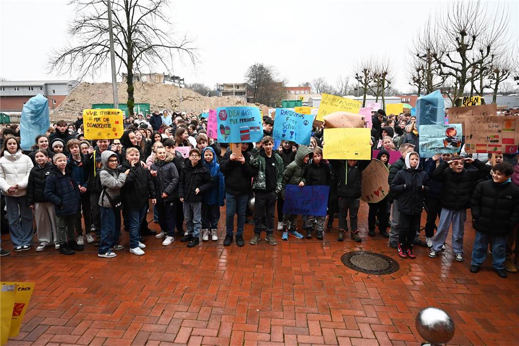 Gesamtschüler setzten deutliches Zeichen für Demokratie und Vielfalt