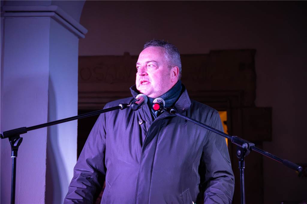 5000 Dorstener demonstrieren für die Demokratie: Viele Fotos von der Kundgebung auf dem Marktplatz