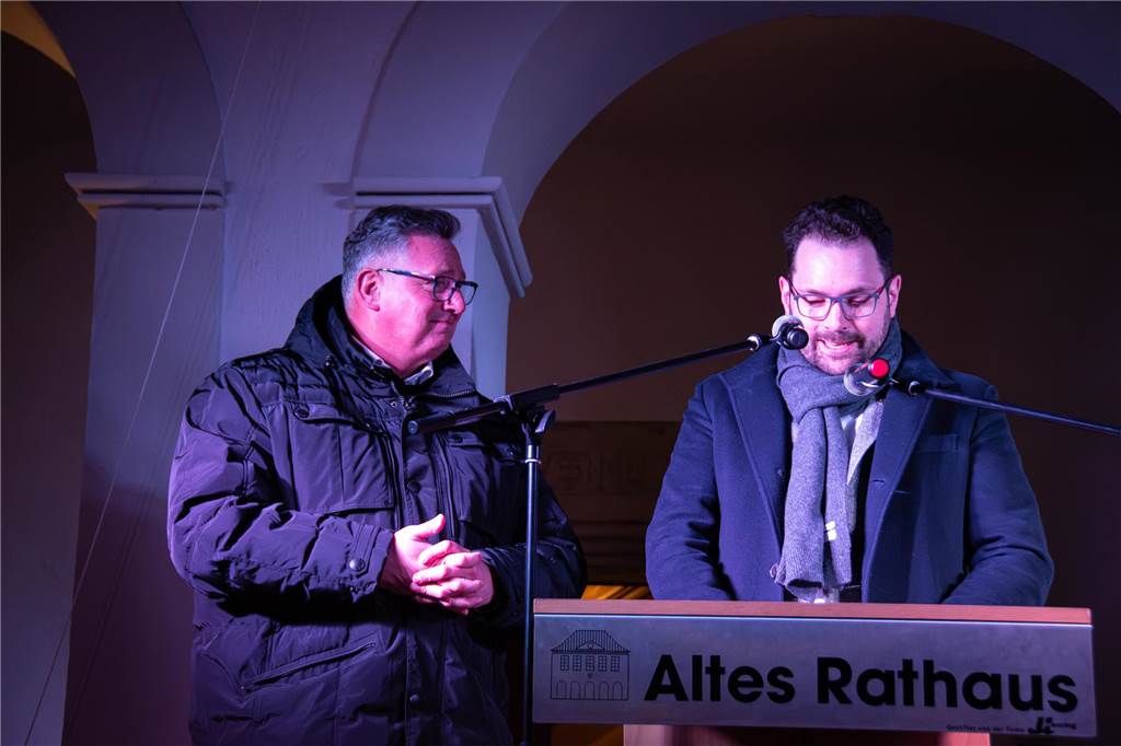 5000 Dorstener demonstrieren für die Demokratie: Viele Fotos von der Kundgebung auf dem Marktplatz
