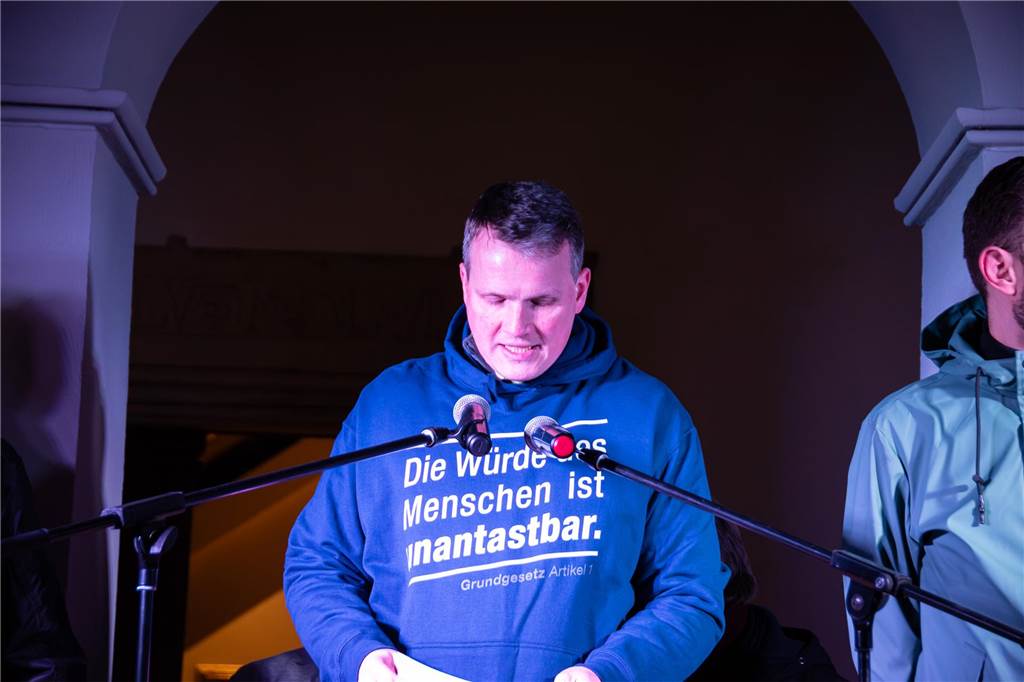 5000 Dorstener demonstrieren für die Demokratie: Viele Fotos von der Kundgebung auf dem Marktplatz