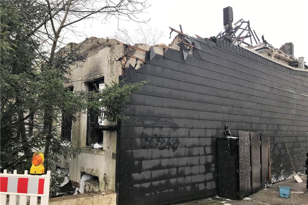 Starke Rauchentwicklung bei Großbrand in Dortmund: Viele Fotos vom stundenlangen Feuerwehreinsatz