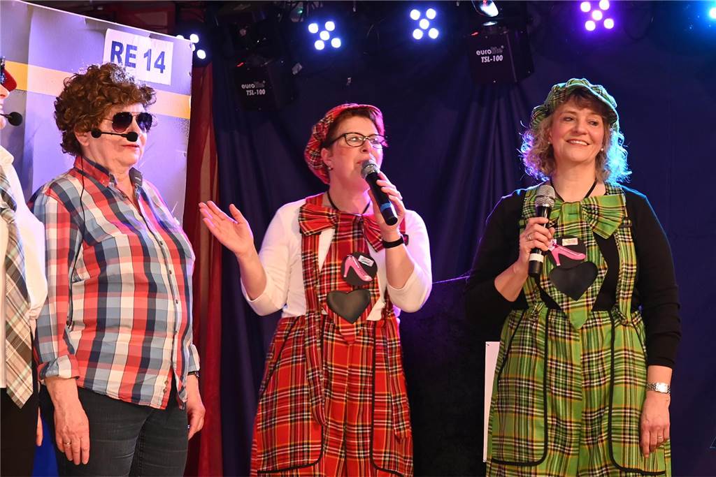 Theatergruppe St. Nikolaus feierte ausgelassen Frauenkarneval