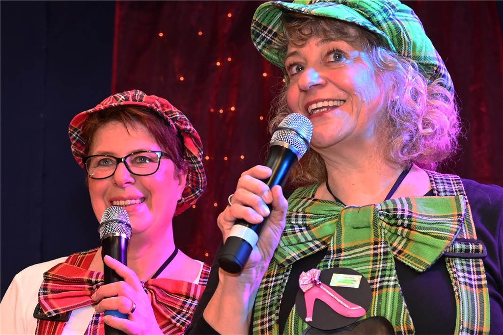 Theatergruppe St. Nikolaus feierte ausgelassen Frauenkarneval