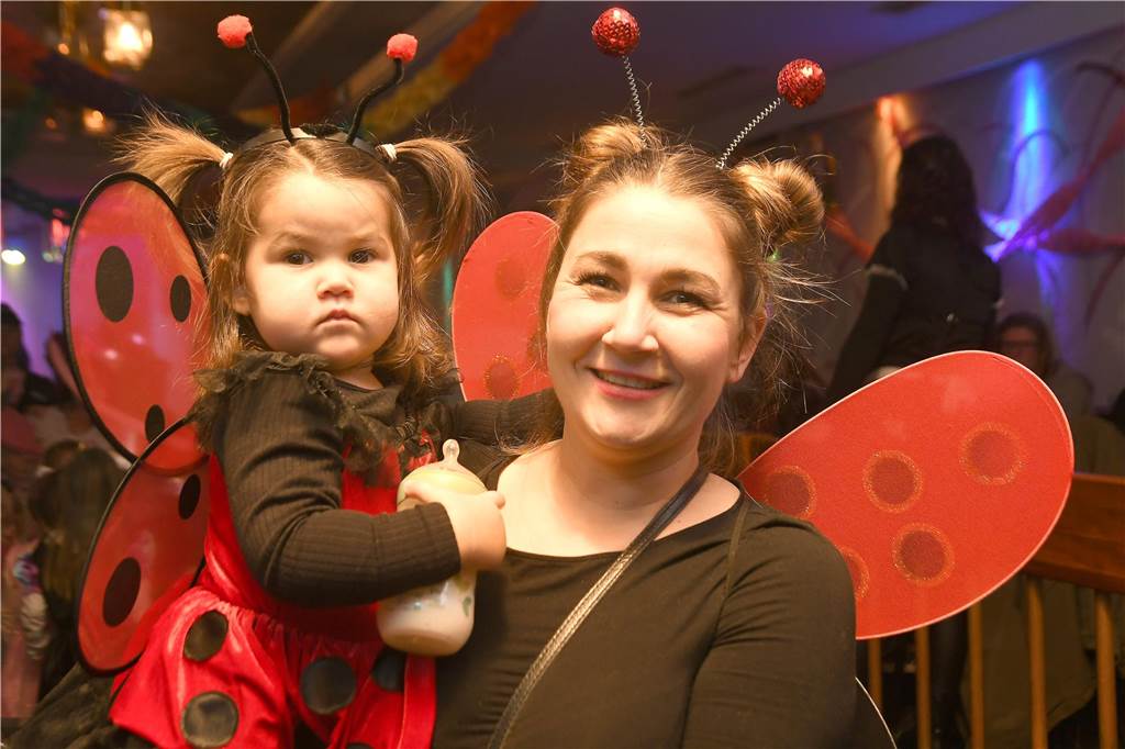 Kinderkarneval: So bunt haben die kleinen Jecken gefeiert