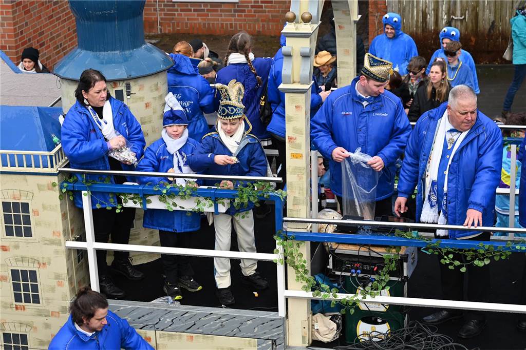 Helau und Kamelle: Raesfelder Rosenmontagszug