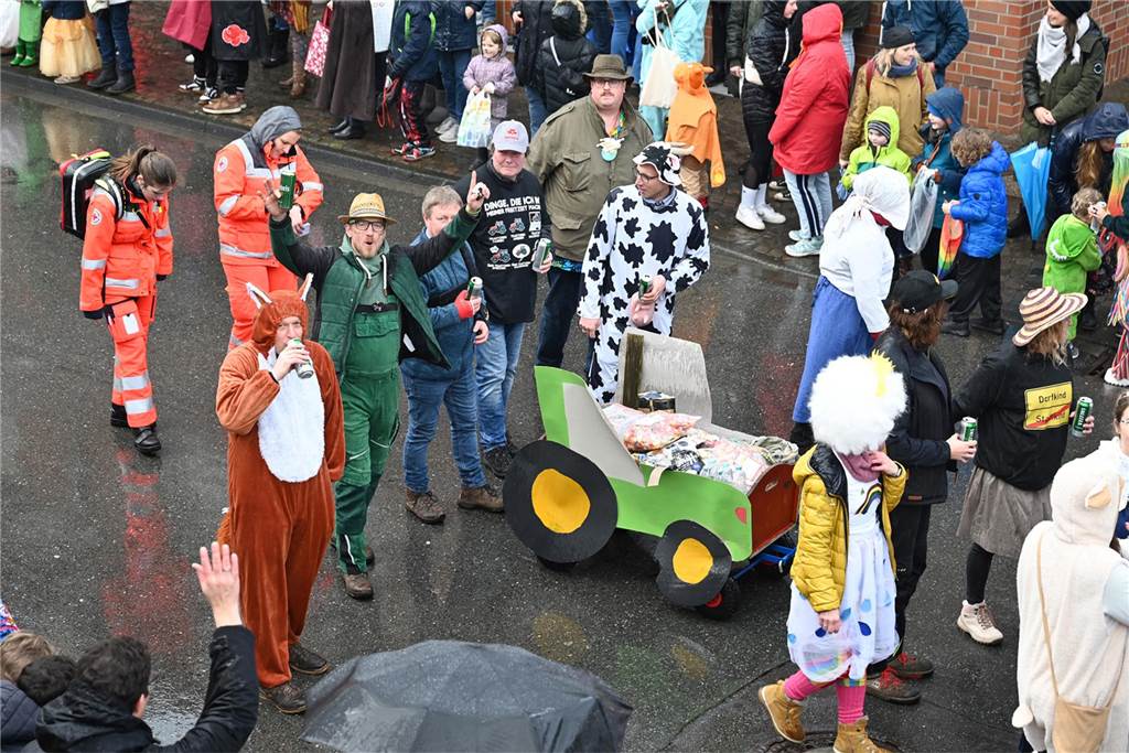 Helau und Kamelle: Raesfelder Rosenmontagszug