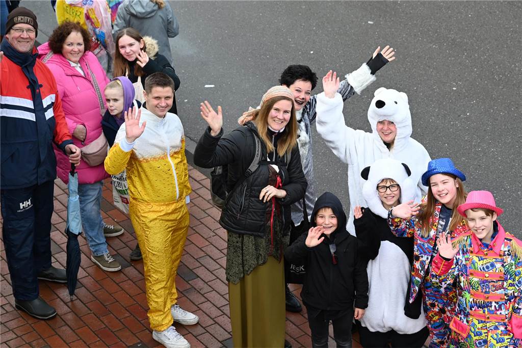 Helau und Kamelle: Raesfelder Rosenmontagszug