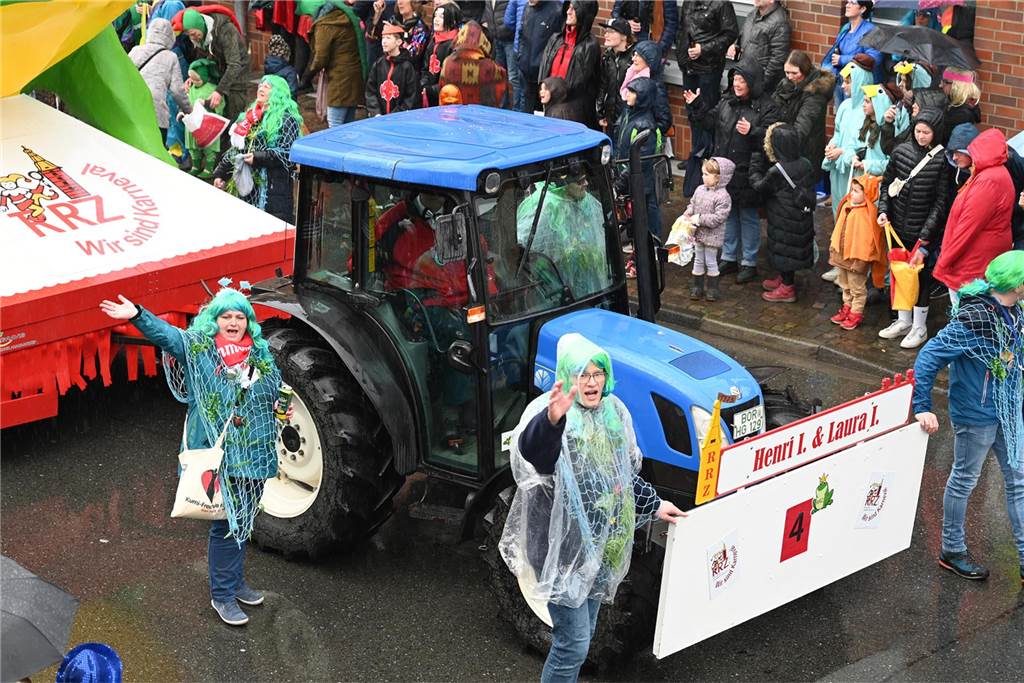 Helau und Kamelle: Raesfelder Rosenmontagszug
