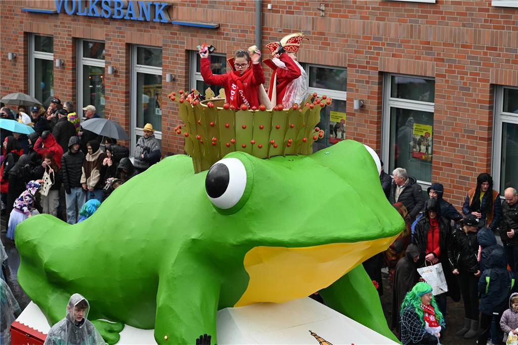 Helau und Kamelle: Raesfelder Rosenmontagszug