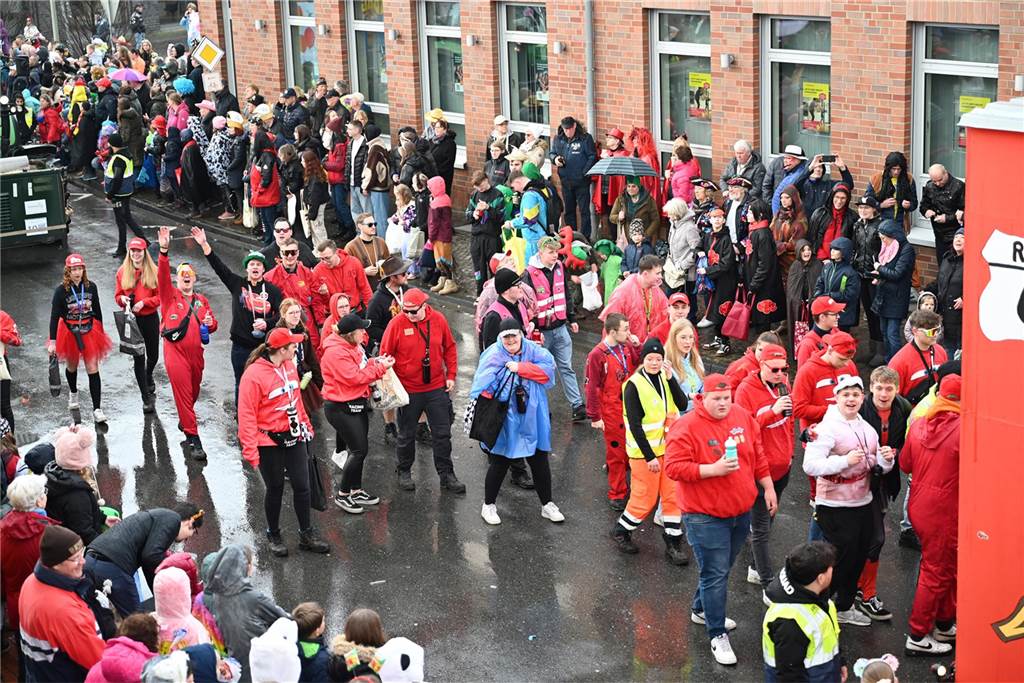 Helau und Kamelle: Raesfelder Rosenmontagszug