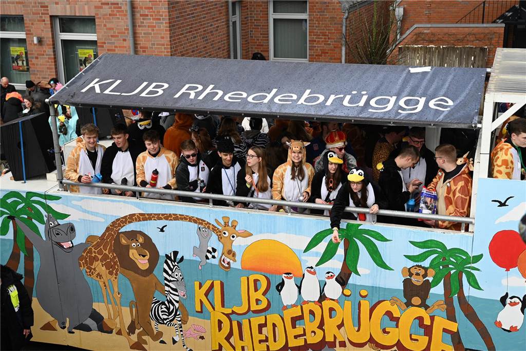 Helau und Kamelle: Raesfelder Rosenmontagszug