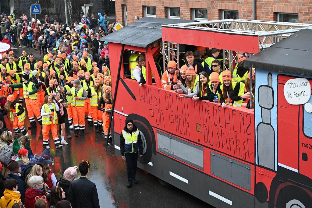 Helau und Kamelle: Raesfelder Rosenmontagszug