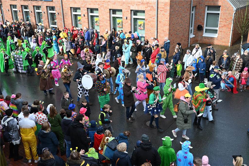 Helau und Kamelle: Raesfelder Rosenmontagszug