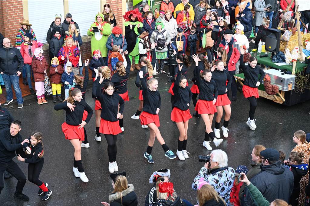 Helau und Kamelle: Raesfelder Rosenmontagszug