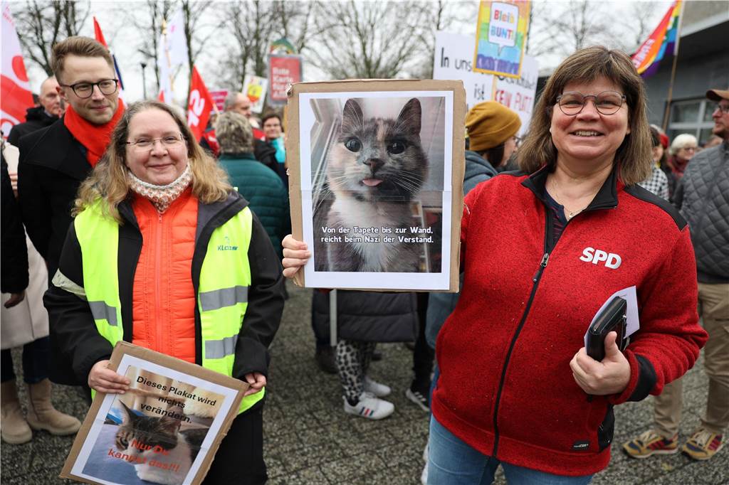 Die besten Bilder von der Kundgebung in Ascheberg: Plakate für Demokratie und Vielfalt