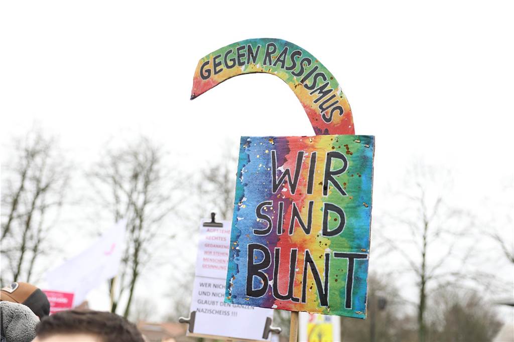 Die besten Bilder von der Kundgebung in Ascheberg: Plakate für Demokratie und Vielfalt