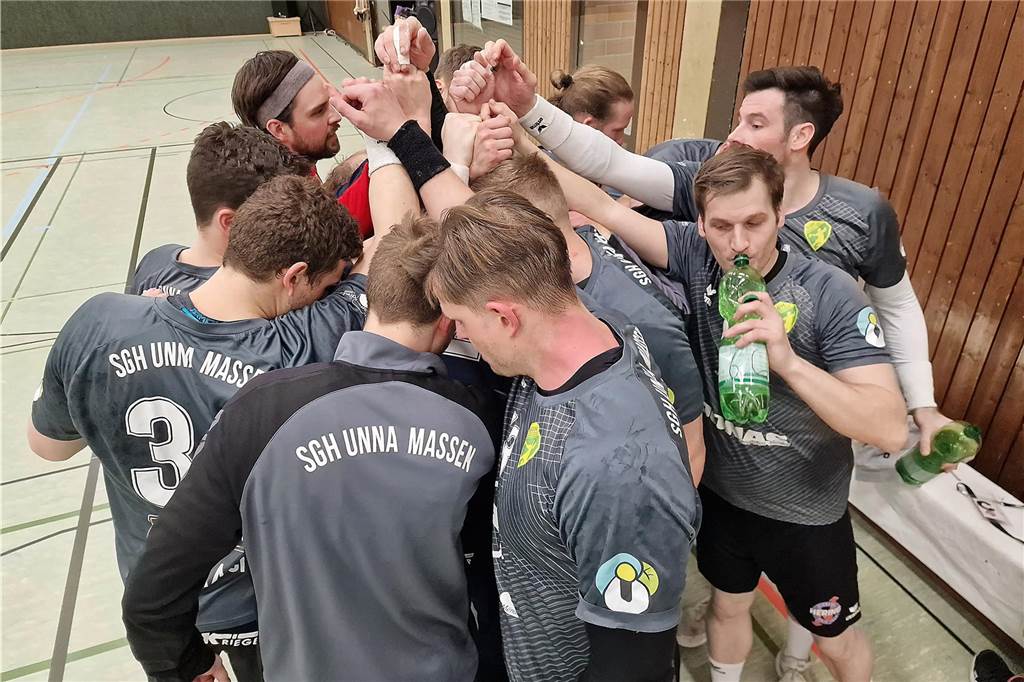 Viele Handball-Fotos vom Wochenende: SGH Unna Massen auf Kurs Wiederaufstieg, KSV vor Ligaerhalt