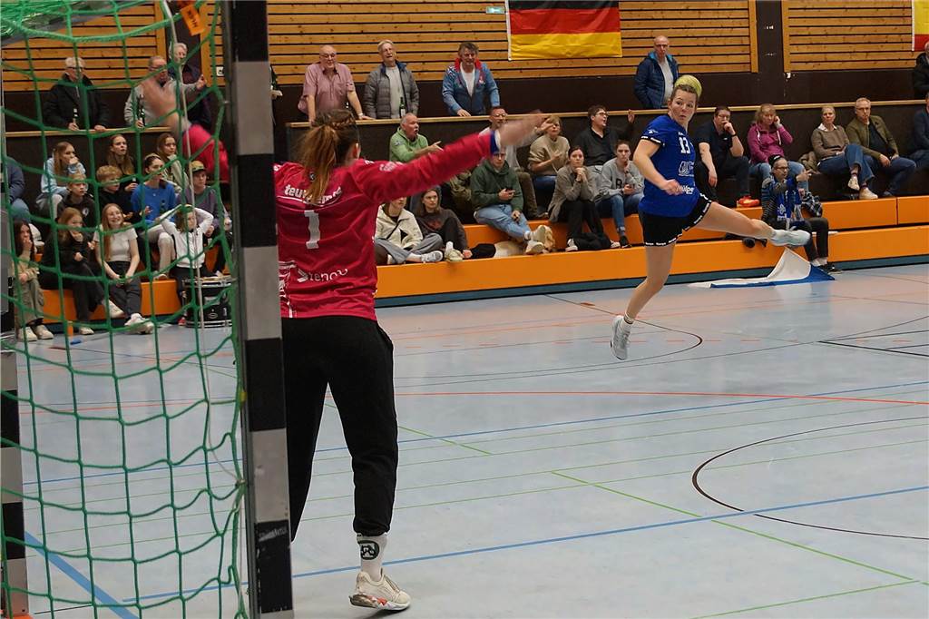 Viele Handball-Fotos vom Wochenende: SGH Unna Massen auf Kurs Wiederaufstieg, KSV vor Ligaerhalt