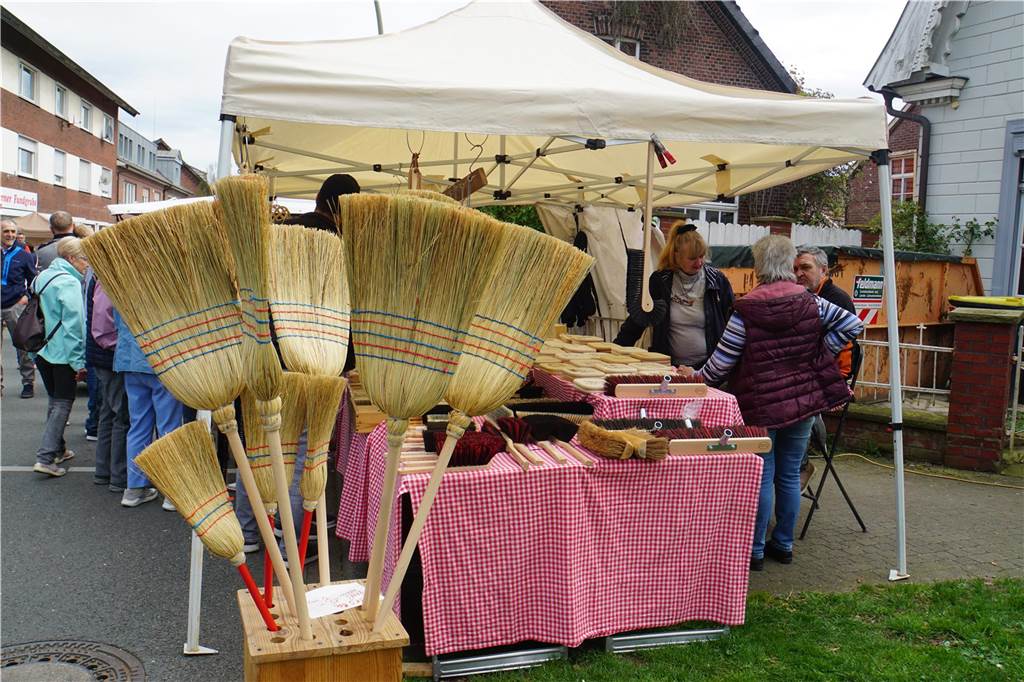Frühlingsfest Herbern 2024: Volle Straßen bei bestem Wetter