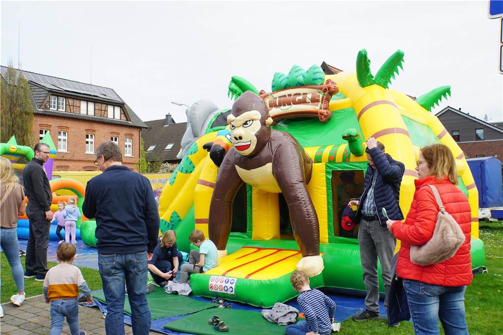 Frühlingsfest Herbern 2024: Volle Straßen bei bestem Wetter