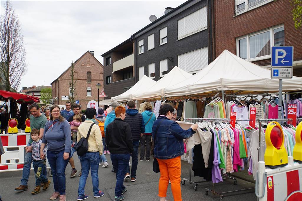 Frühlingsfest Herbern 2024: Volle Straßen bei bestem Wetter