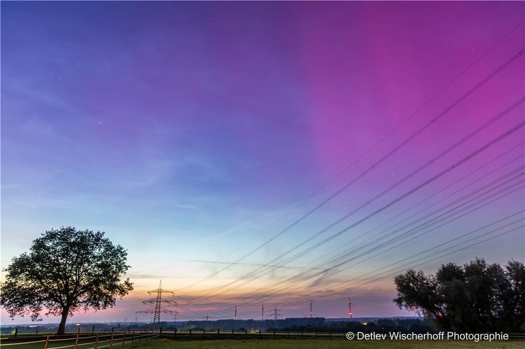 Polarlichter über Dorsten: Schicken Sie uns Ihre Fotos!