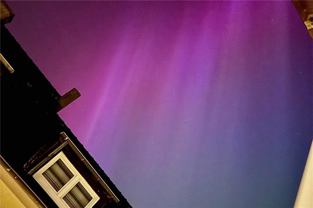 Polarlichter über Dorsten: Schicken Sie uns Ihre Fotos!