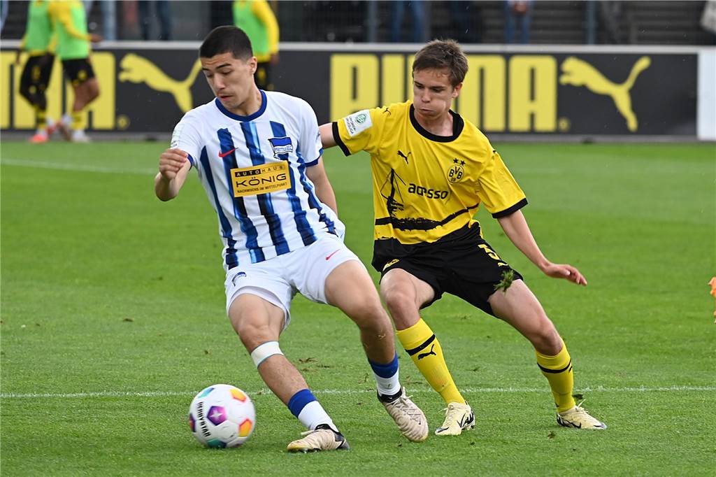 Herrmann sichert BVB-U19 gegen Hertha BSC die Chance aufs Finale: Dortmund droht Defensiv-Engpass