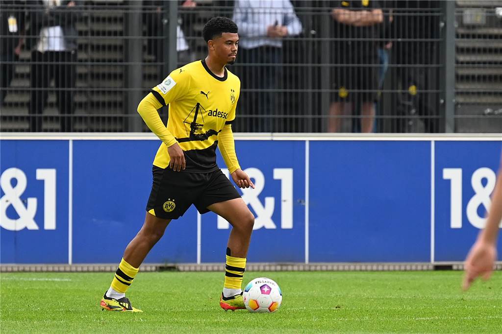 Herrmann sichert BVB-U19 gegen Hertha BSC die Chance aufs Finale: Dortmund droht Defensiv-Engpass