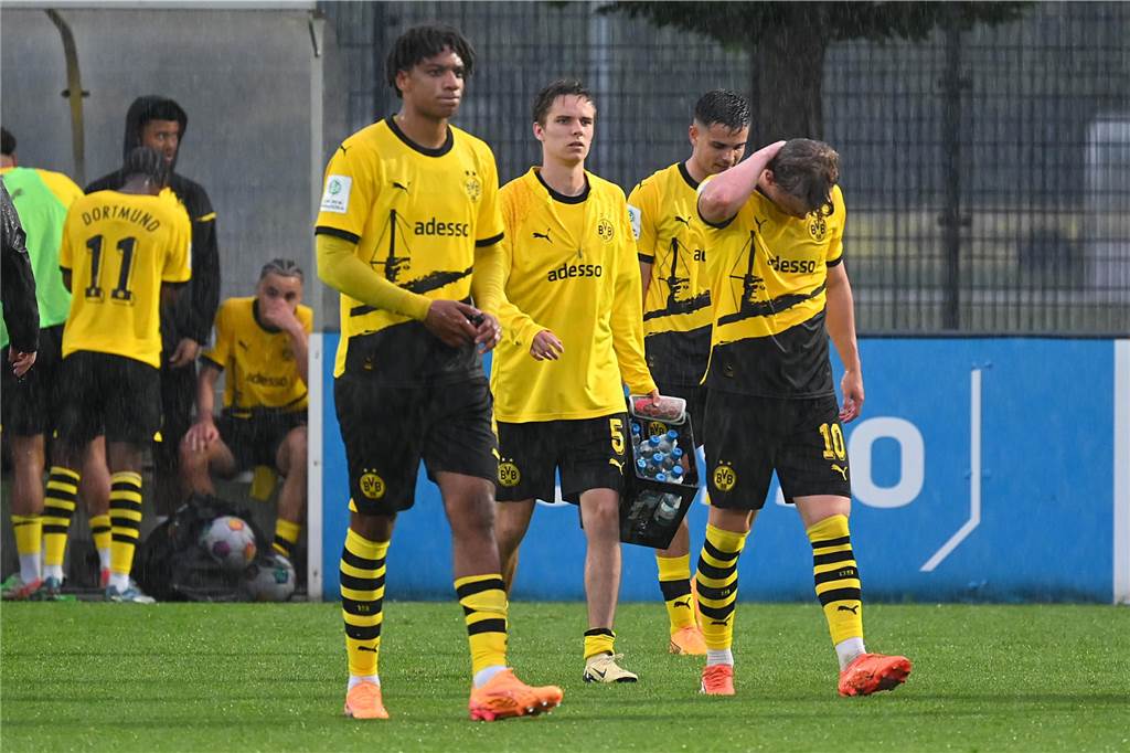 Herrmann sichert BVB-U19 gegen Hertha BSC die Chance aufs Finale: Dortmund droht Defensiv-Engpass