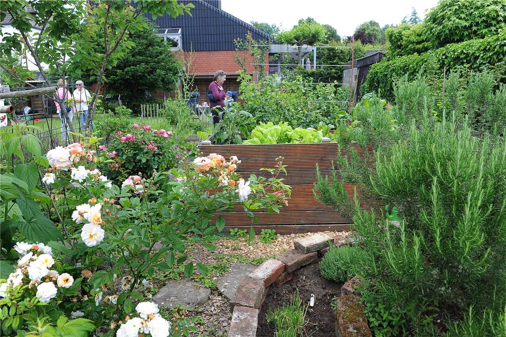 Aktion Garten Eden für das Schwerter Hospiz
Garten Hoffmann
