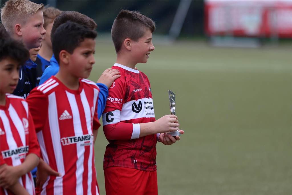 SV Brackel dominiert Junioren-Sommercup beim Königsborner SV SV Brackel dominiert Junioren-Sommercup beim Königsborner SV
