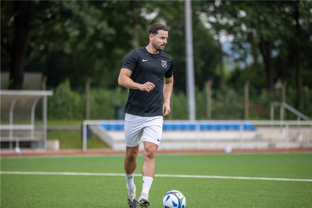 Aufsteiger paukt für den Neustart in der A-Liga: Viele Fotos vom Auftakt des SC Fröndenberg