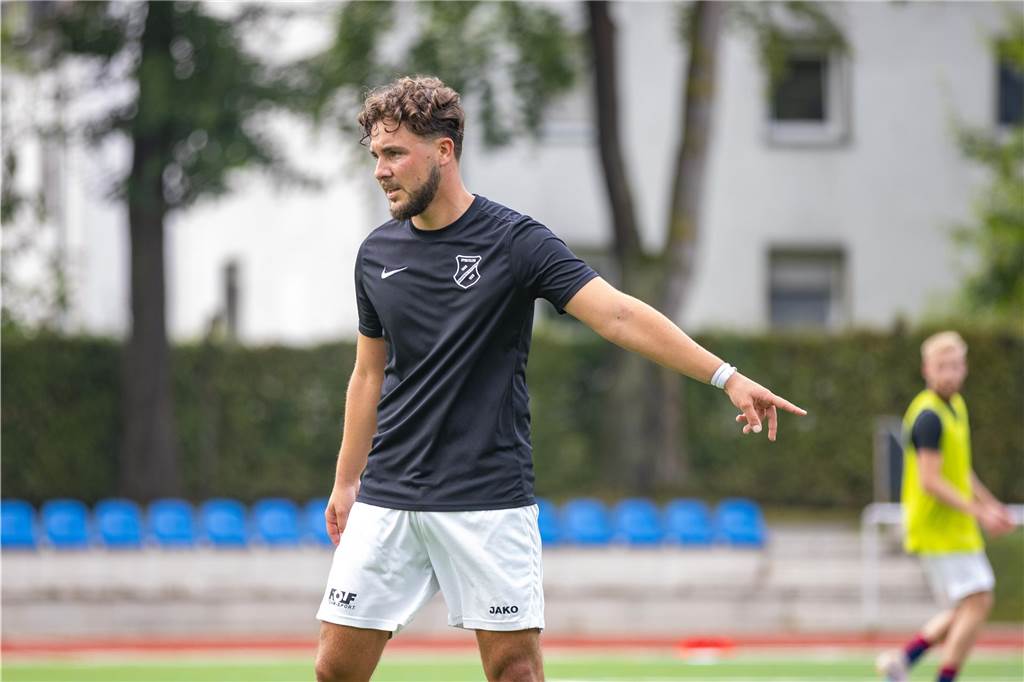 Aufsteiger paukt für den Neustart in der A-Liga: Viele Fotos vom Auftakt des SC Fröndenberg