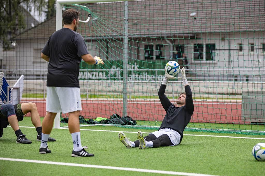 Aufsteiger paukt für den Neustart in der A-Liga: Viele Fotos vom Auftakt des SC Fröndenberg