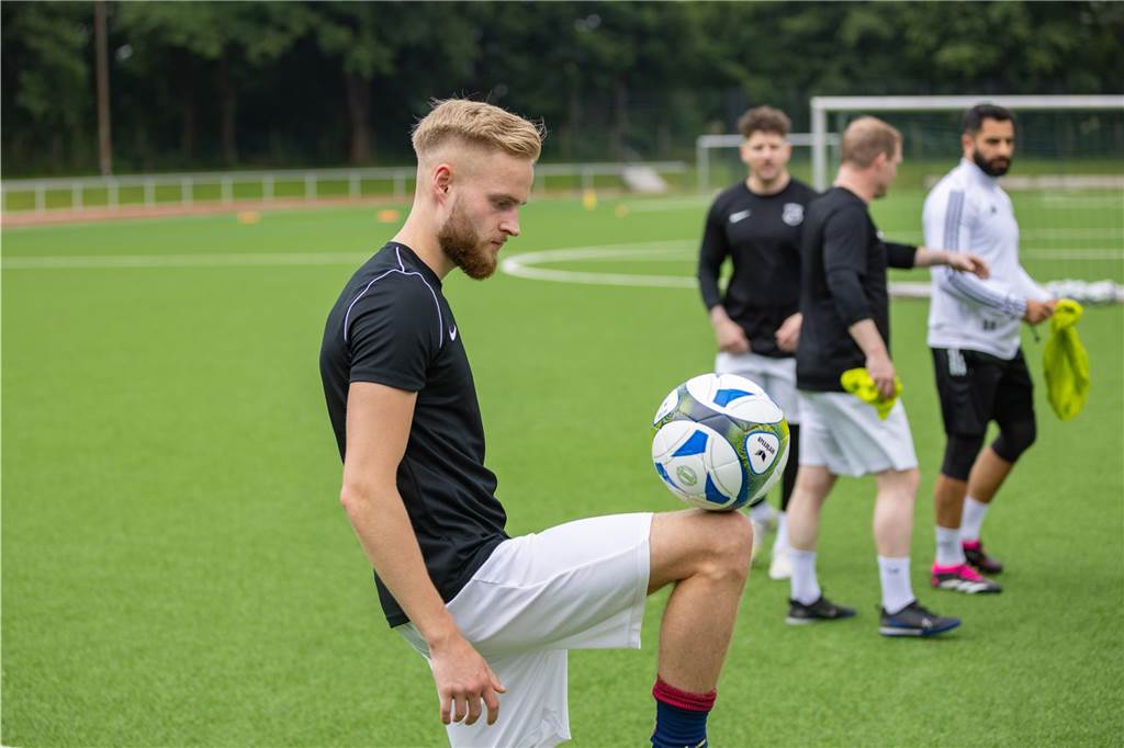 Aufsteiger paukt für den Neustart in der A-Liga: Viele Fotos vom Auftakt des SC Fröndenberg