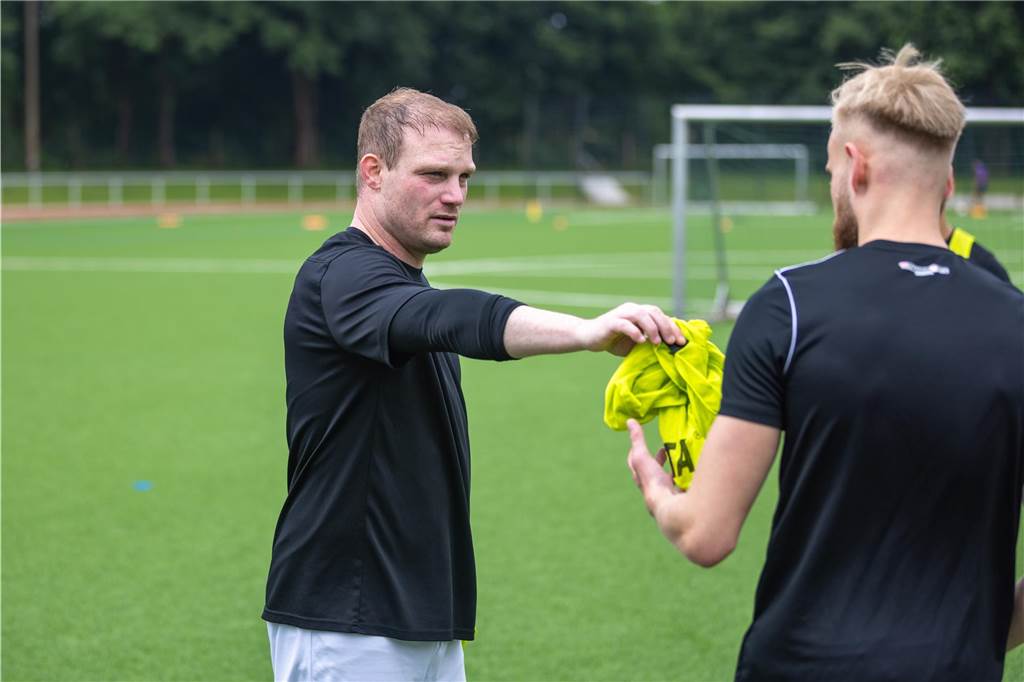 Aufsteiger paukt für den Neustart in der A-Liga: Viele Fotos vom Auftakt des SC Fröndenberg
