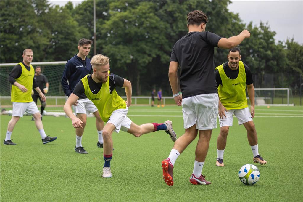 Aufsteiger paukt für den Neustart in der A-Liga: Viele Fotos vom Auftakt des SC Fröndenberg