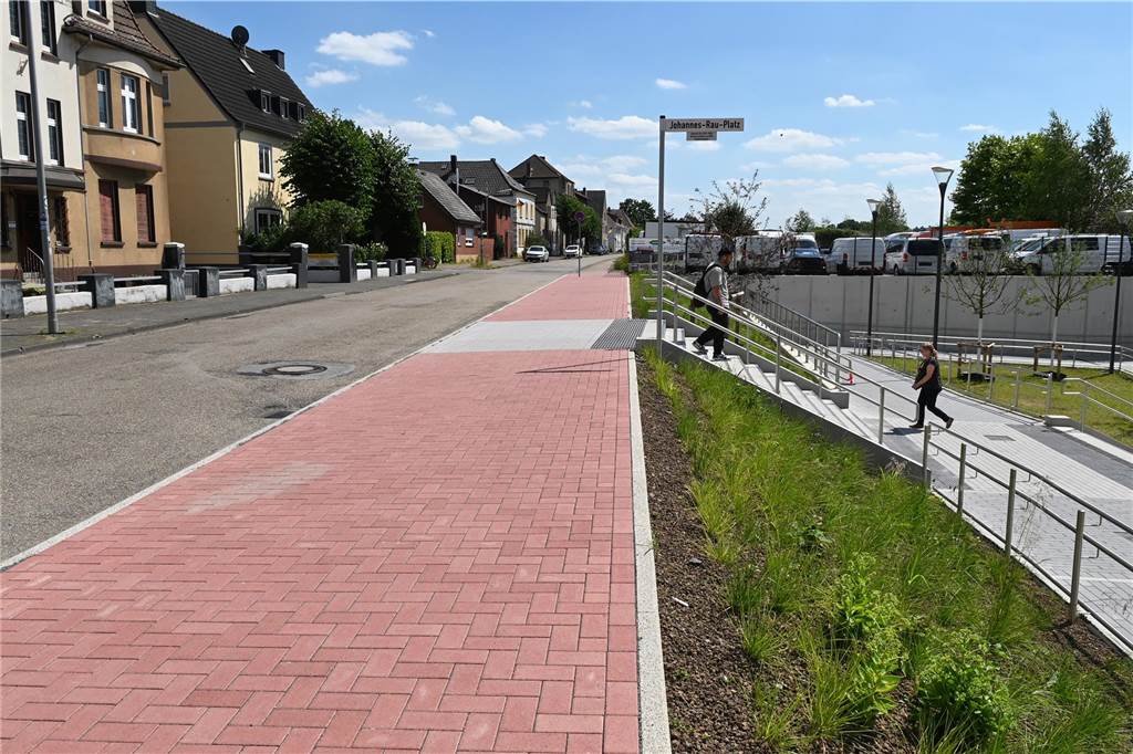Der neue Bahnhofsvorplatz in Dorsten ist fertig