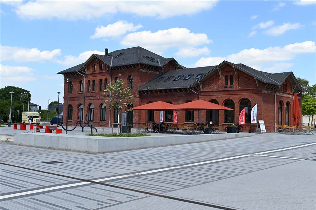 Der neue Bahnhofsvorplatz in Dorsten ist fertig