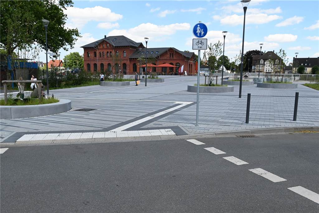 Der neue Bahnhofsvorplatz in Dorsten ist fertig