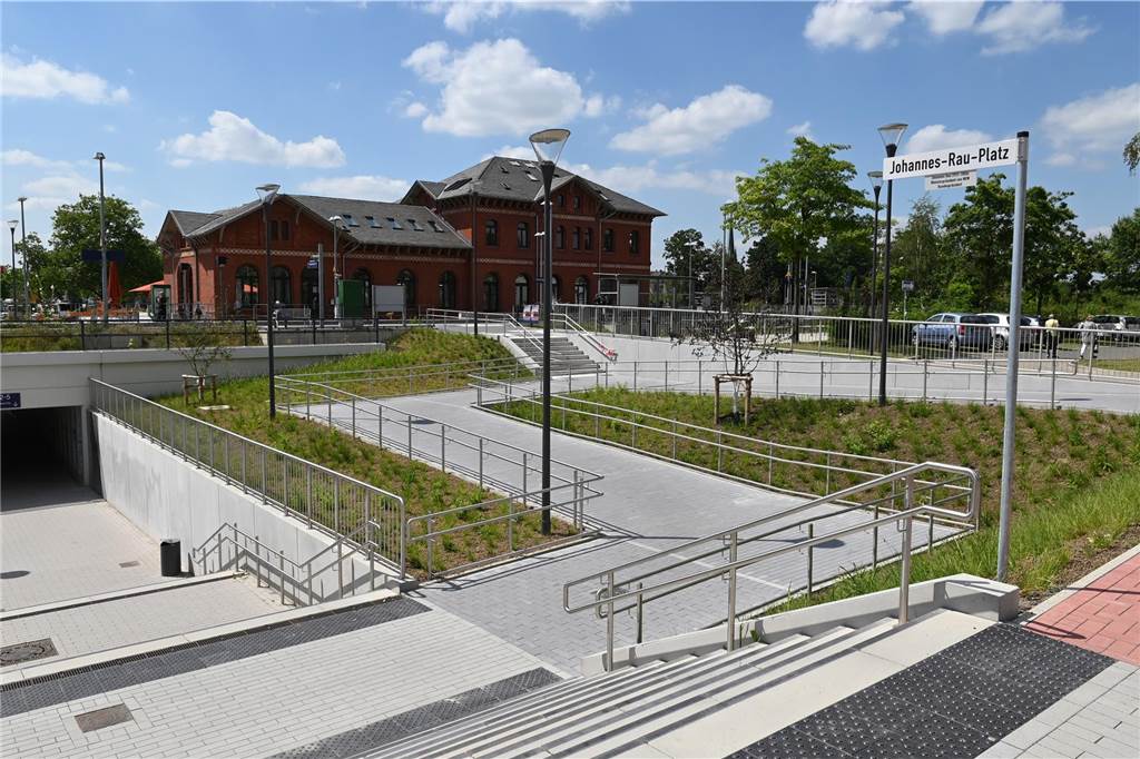 Der neue Bahnhofsvorplatz in Dorsten ist fertig